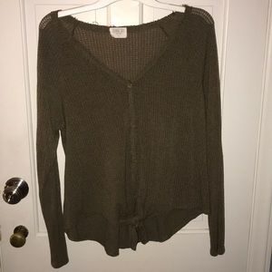 long sleeve green t-shirt